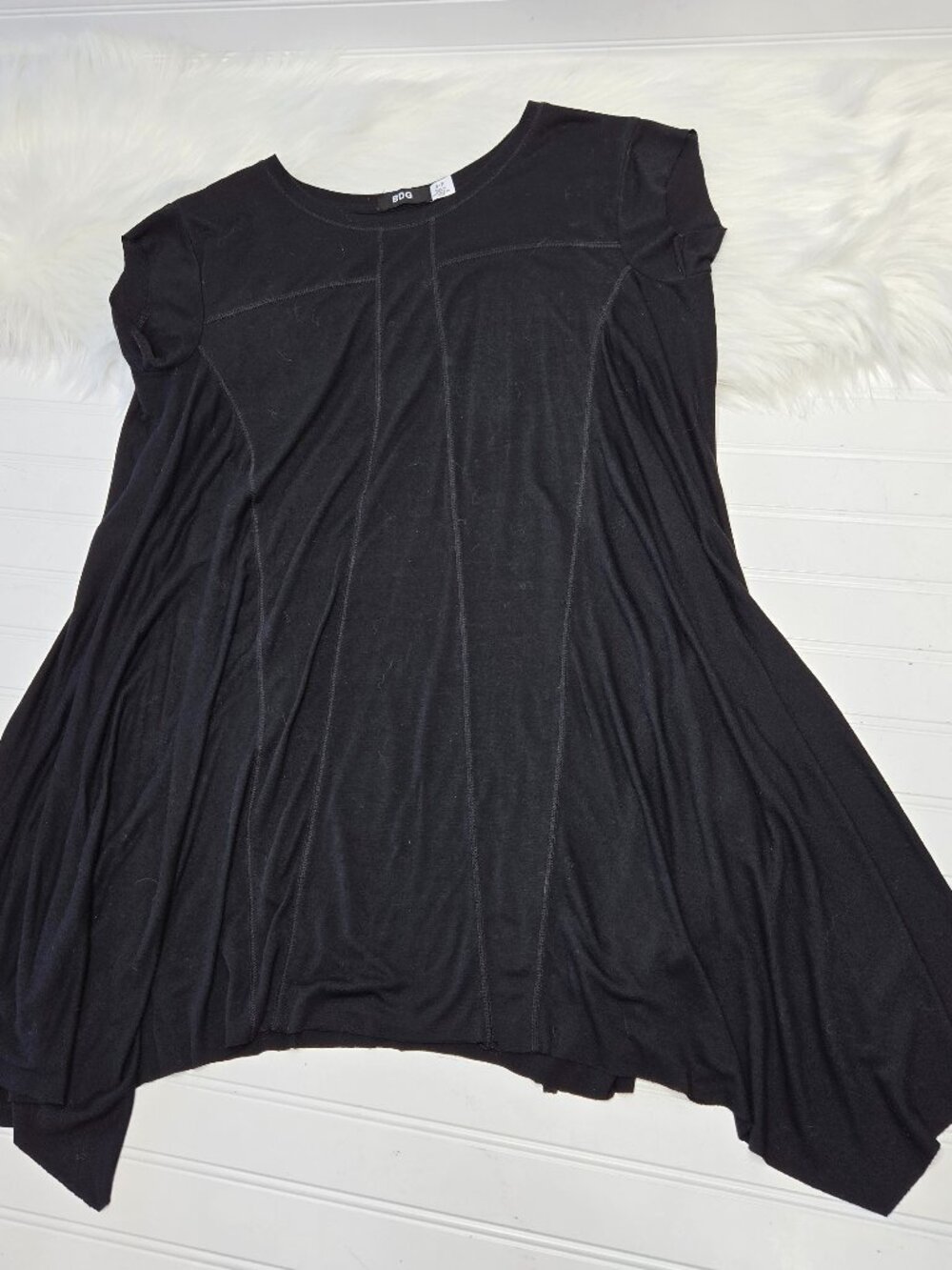 BDG Urban Outfitters Black Shark Bite Asymmetrical Hem Tunic Top Women's Size Sm